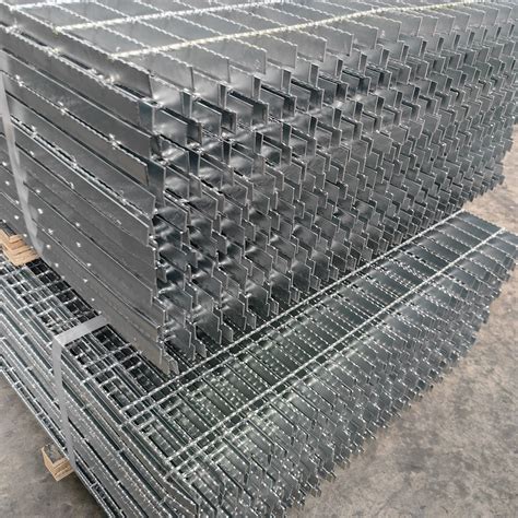 Machine Pressure Welded Flat Steel Grating / Gully Grating Modern Style ...