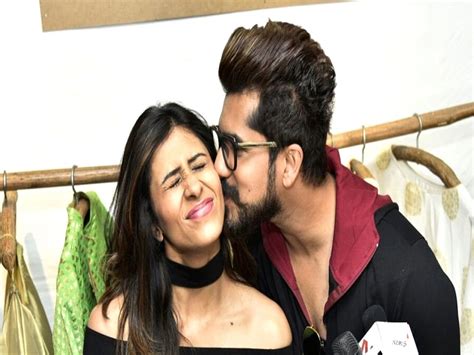 ਭੈਣ-ਭਰਾ ਦੇ ਰਿਸ਼ਤੇ ਨੂੰ ਕਲੰਕਿਤ ਕਰੇਗੀ ਇਹ ਮਸ਼ਹੂਰ ਜੋੜੀ, ਕਰਨਗੇ ਇਹ ਕੰਮ ...