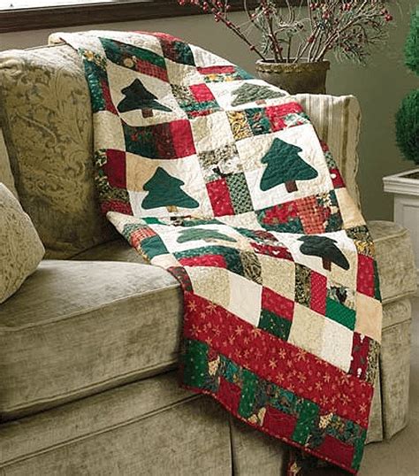 scrappy christmas quilt patterns