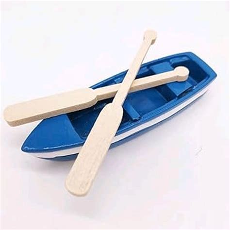 Miniature Boat With 2 Oar