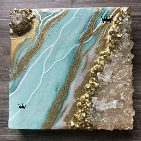 OCEAN BLUE AND GOLD GEODE WALL ART -ANUBGWA001 – www.soosi.co.in