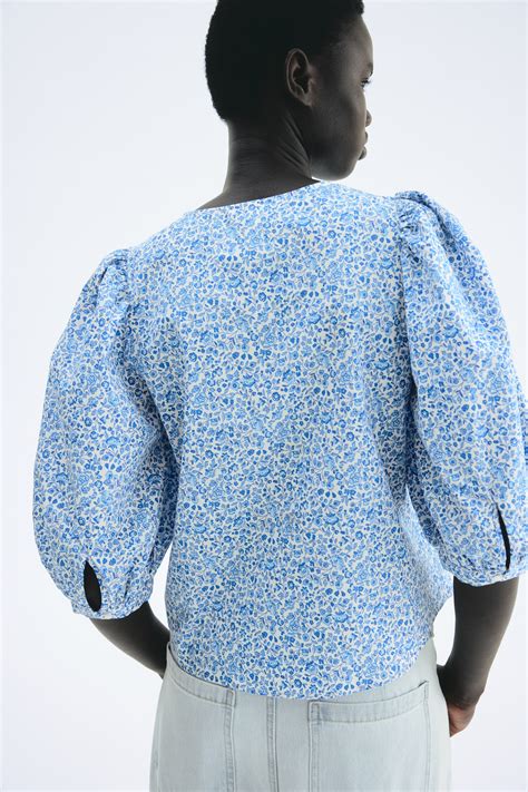 Blouse van popeline - Wit/blauwe bloemen - DAMES | H&M NL