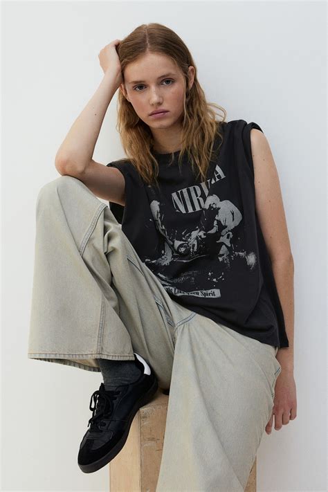 Oversized printed T-shirt - Black/Nirvana - Ladies | H&M IN