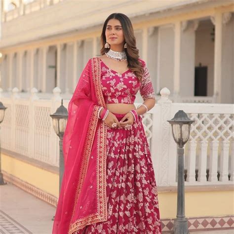 Buy Sabyasachi Lehenga Online In India - Etsy India