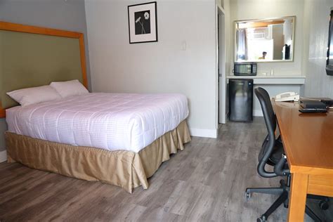 FRASER INN (Prince George, British Columbia) - Motel Reviews & Photos ...