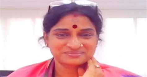 Asaduddin Owaisi को Hyderabad lok Sabha Seat से BJP Candidate Maadhavi ...