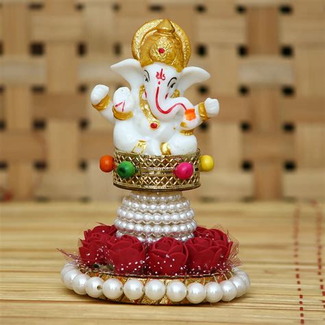 Lord Ganesha Idol on Decorative Handcrafted Plate for Home and Car ...