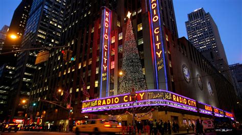 How Many People Can Fit In Radio City Music Hall - Infoupdate.org - capacity of radio city music hall