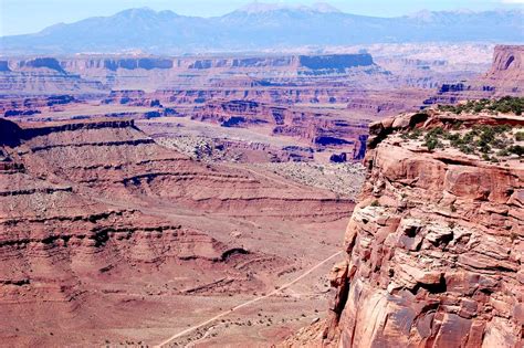 Mystery Of The Colorado Plateau's Stone Sentinels | TouristSecrets