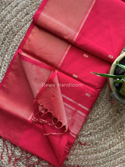 Maheshwari Fuchsia Red Zari Skirt Butti Saree ZSB078 – Rewa Handloom