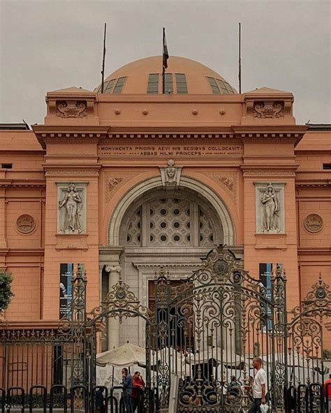 Classic Cairo Full-Day: Egyptian Museum, Citadel & Khan El Khalili ...