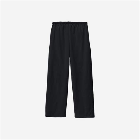 YEEZY – The Mainstreet Marketplace