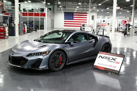 We watched Acura build the final NSX supercar - Hagerty Media