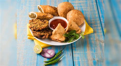 12 best North Indian snacks