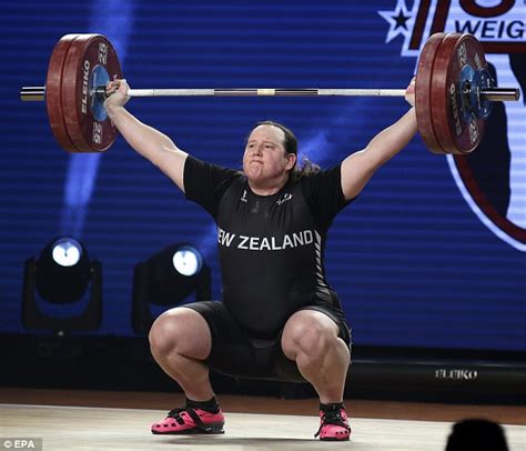 Transgender weightlifter wins medal at world championships 