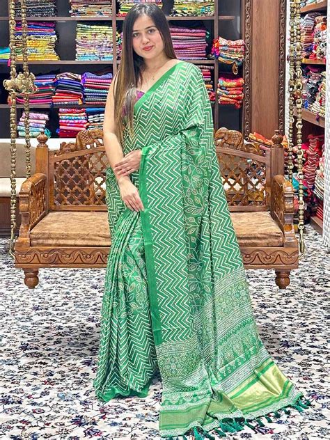 Shop Jhanvi Chauhan Sarees Collection Online at Vastranand