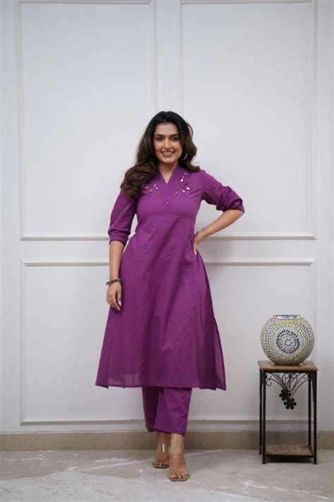 Kurti Pant Set – Page 2 – Taana Baana