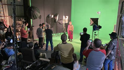 First Green Screen 的图像结果