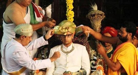 A Royal Indian Family Claims There's A 400-Year-Old Curse Haunting Them ...