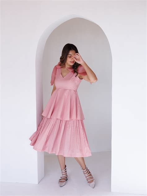 Coral Cloud Midi Dress – Ragavi