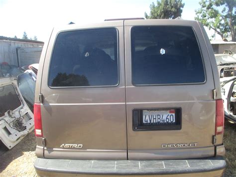 1995-2005 Chevrolet Astro Van Driver Rear Dutch Door 95 96 97 98 99 00 ...