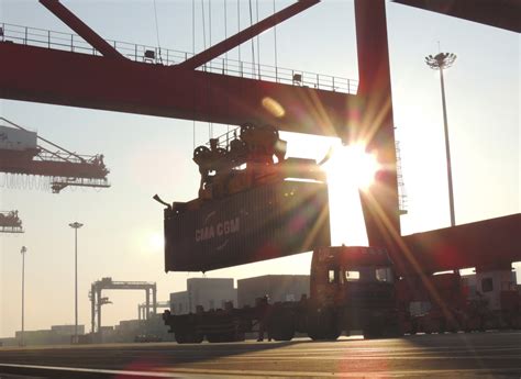 5 Indian states contributed 69% to exports in FY15: Assocham - IBTimes ...