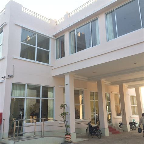 HOTEL YADANAR AUNG BAN (Aungban) - Hotel Reviews & Photos - Tripadvisor