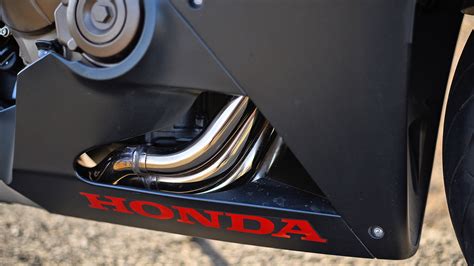 Honda CBR650F 2017 STD Bike Photos - Overdrive