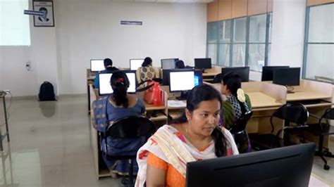 Two Days Faculty Development Program on “introduction to R Programming ...