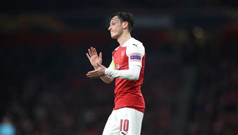 Fudbaleri u penziji vole da bilduju – posle Toresa "napumpao" se i Ezil ...