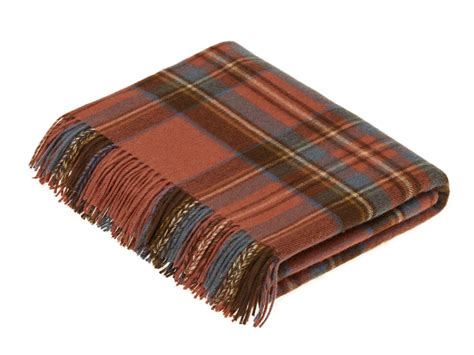 Tartan Plaid- Merino Lambswool Throw Blanket - Antique Royal Stewart-M