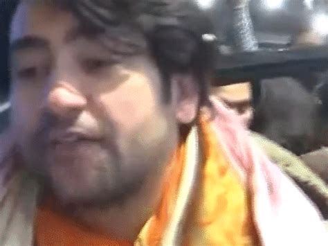 Dhirendra Shastri Opens Gurukul at Bageshwar Dham for Vedic Science ...