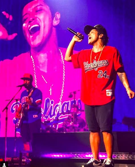 LOOK: Celebrities at Bruno Mars PH concert | Inquirer Entertainment