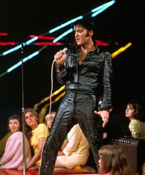 How Tall Was Elvis Presley? The King's Height Revealed - Pure Magazine