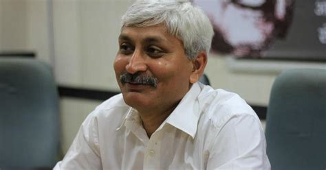 DU professor alleges censorship as university denies him leave to speak ...