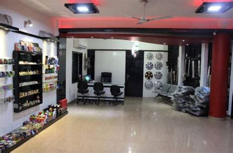 Hi-Fi Car Boutique | Car Decor Indore | Shopping Bazar