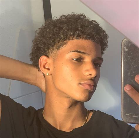 @d.aalexandro | Curly hair men, Curly hair styles, Boys with curly hair