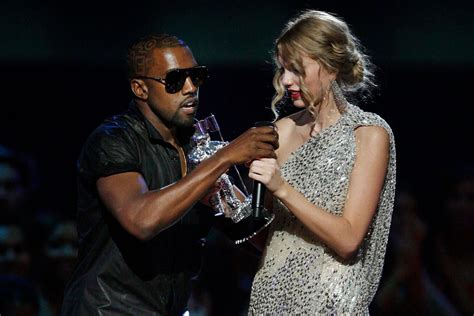 Kanye West Storms the VMAs Stage During Taylor Swift’s Speech – Rolling ...