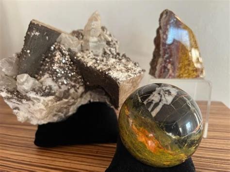 Crystal Holiday Trunk Show, Salt For Your Soul, Westfield, December 11 ...