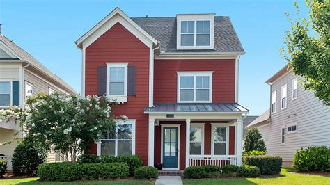 Top 5 Home Siding and Exterior Trends in 2024 | MI Remodelers
