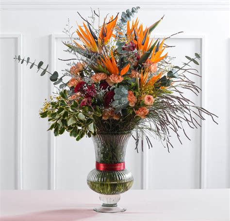 Flower Box Delivery in India Online – The Flower Company