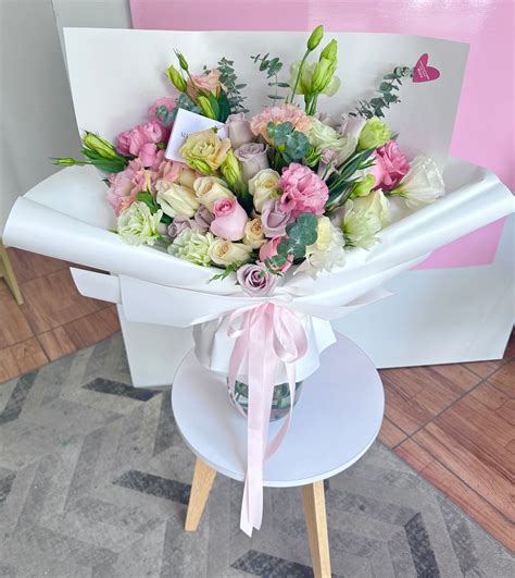 Bouquets de Flores – Floreria Maria Violeta