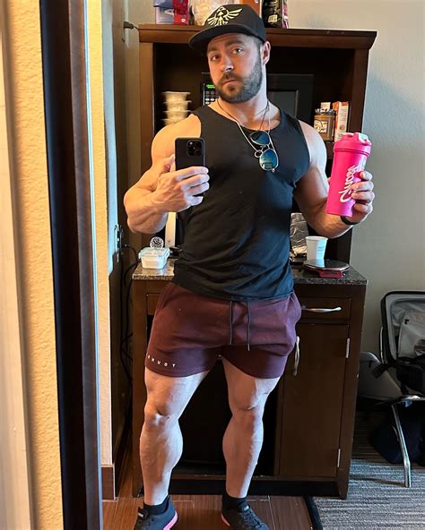 TW Pornstars - 4 pic. Derek Bolt. Twitter. Back home and missing the beaches and gyms of Tampa ...