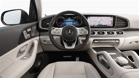 Mercedes-Benz GLS580 vs. BMW X7 Comparison Test Review