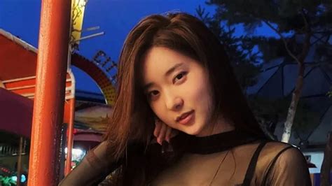 Meet the Stellar Blade model who brings EVE to life | ONE Esports