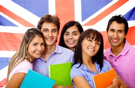 イギリス正規留学 | イギリス小中高留学｜ロビンエデュケーション