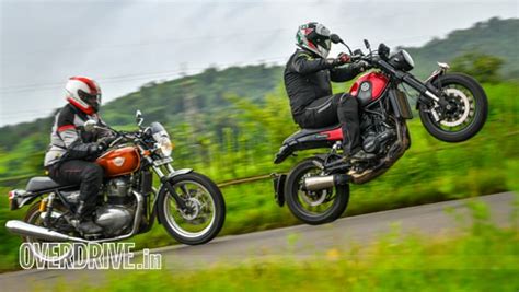 Royal Enfield Interceptor 650 vs Benelli Leoncino 500 - Overdrive