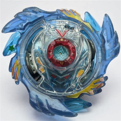 TAKARA TOMY - Genesis Valtryek - Beyblade Burst Evolution – Red Eye Merch