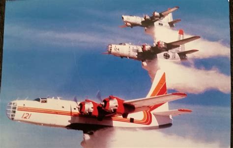 PB4Y-2 Privateer (la evolución naval del B-24) como avión antiincendios ...