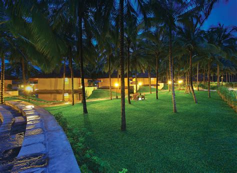 Coco Resort Pollachi Day Outing - Book Now @ Rs.2124 (27% off)